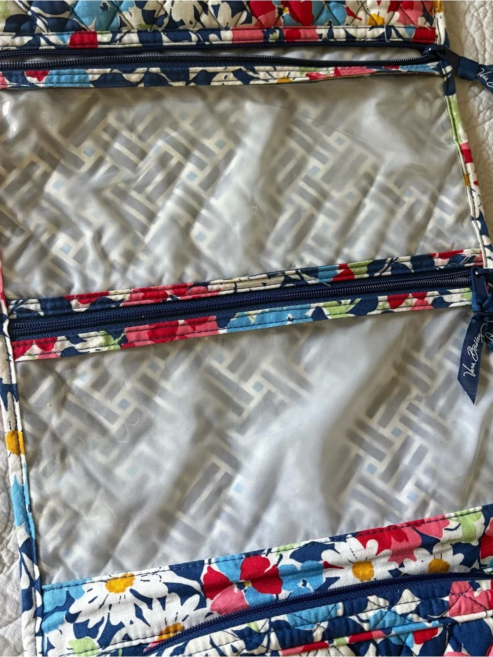 Vera Bradley Summer Cottage Hanging Travel Organizer Cosmetic Bag